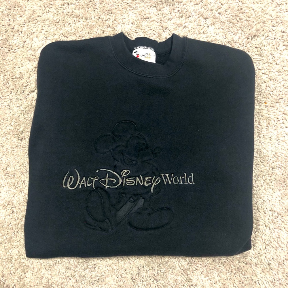 Disney world sweatshirt